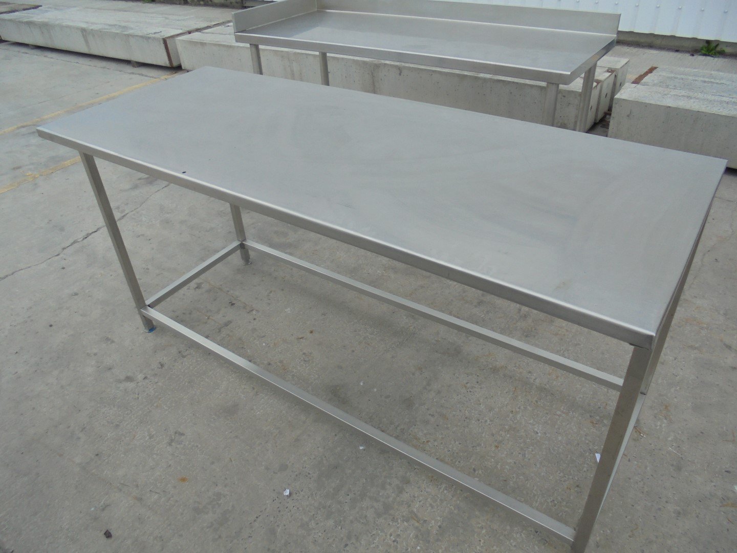 Stainless Steel Table 180cmW x 70cmD x 90cmH H2 Catering Equipment