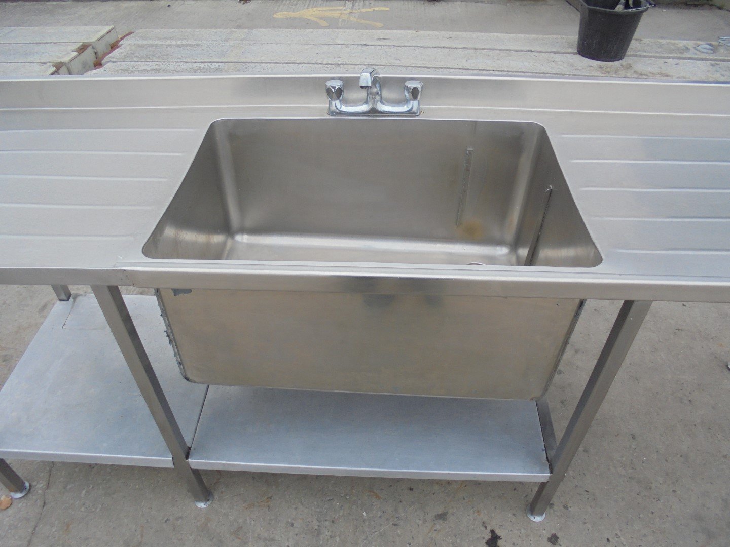 Commercial Used Stainless Steel Single Bowl Sink 230cmW x 65cmD x 85cmH