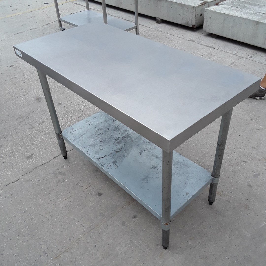 vogue stainless steel table